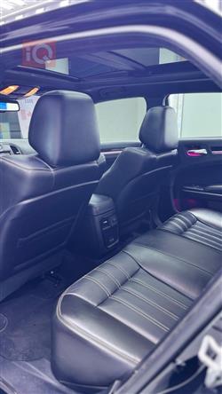 کرایسلەر 300